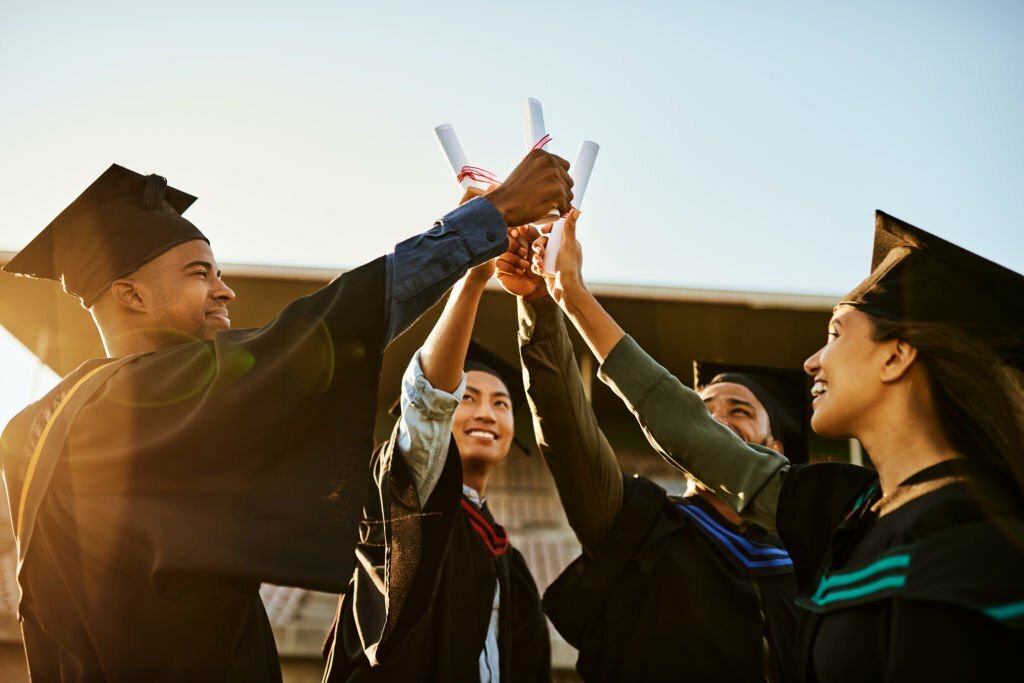 Apply Now | 10 MBA Scholarships In Canada For International Students In 2023